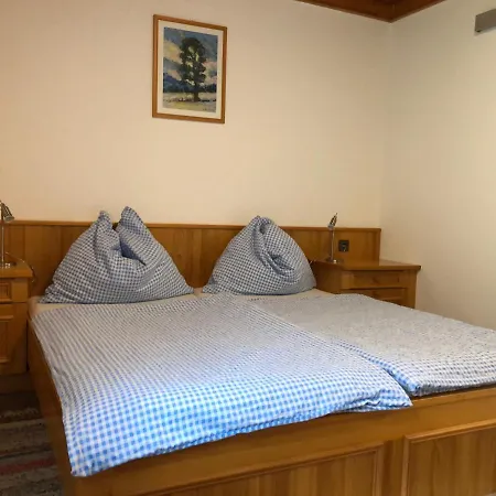 Hofer Ossiacher אננהיים