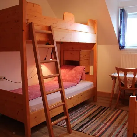 Hofer Ossiacher مزرعة للإقامة أنينهايم