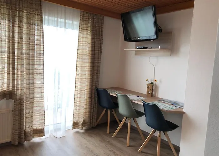 Hofer Ossiacher * Annenheim