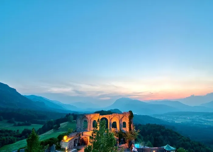 Hofer Ossiacher בית חווה *